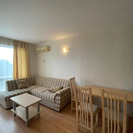 Rutland C8 Two Bedroom Daire Ravda