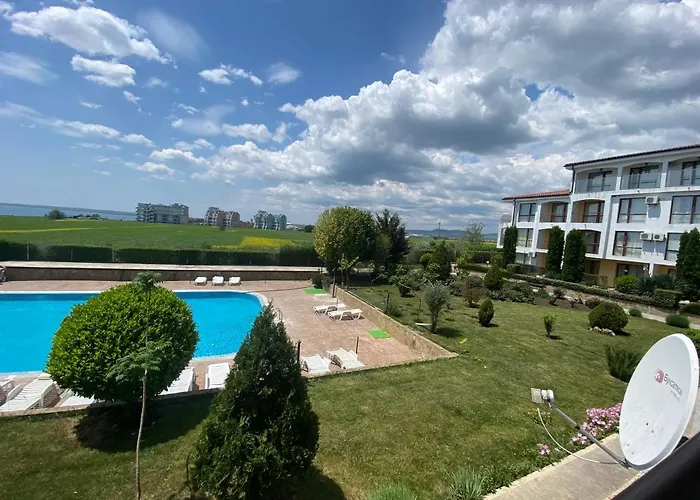 דירה Rutland C8 Two Bedroom רבדה