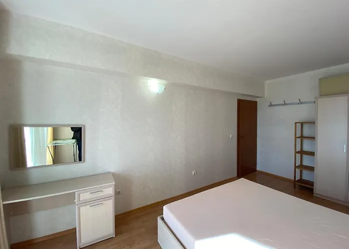 Rutland C8 Two Bedroom דירה *