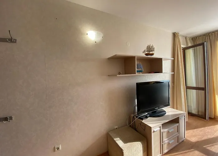 Rutland C8 Two Bedroom * רבדה