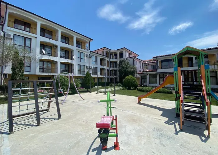 דירה Rutland C8 Two Bedroom *