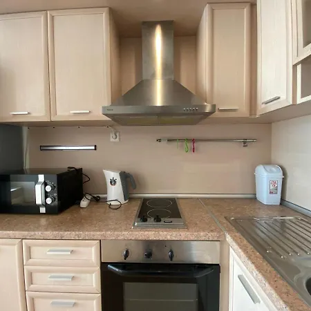 Rutland C8 Two Bedroom * Равда
