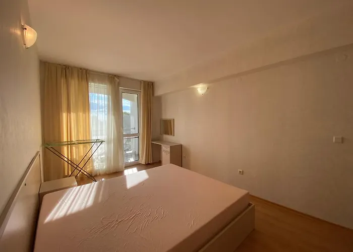 Apartment Rutland C8 Two Bedroom